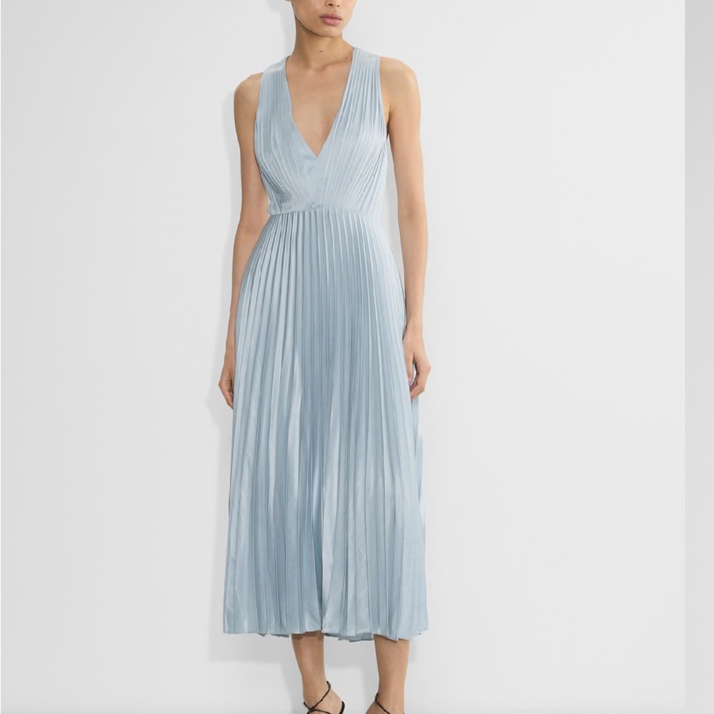 Aritzia Pleated V-Neck Midi Dress in Black - Picture 1 of 5